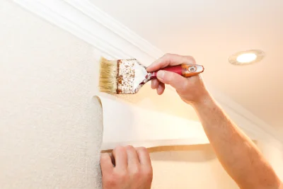 Pose de papier peint à Fromont — revêtements muraux et toiles de verre